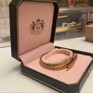 Juicy couture pink bracelet!!